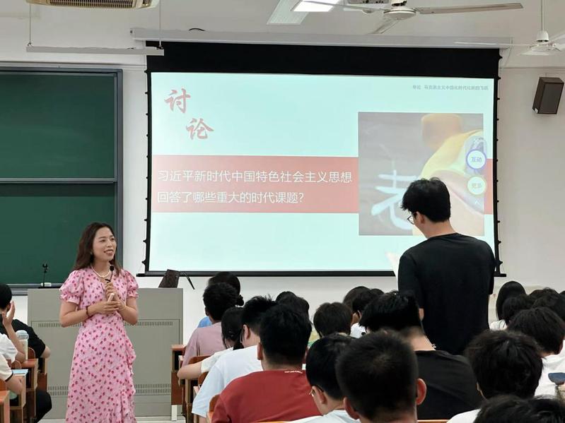 【城理人物】陈姣娣：用匠心点亮课堂，用真心温暖学子